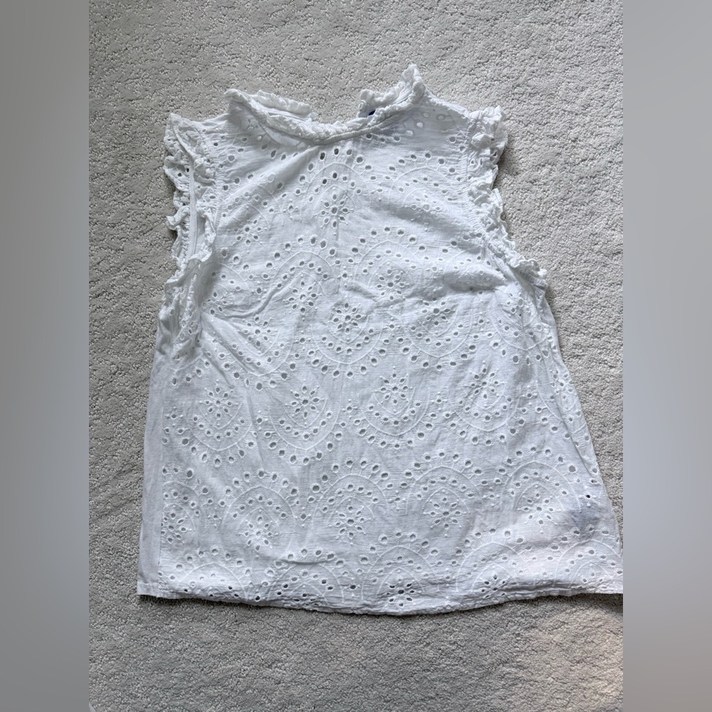 Apt.9 White Eyelet Sleeveless Top, size S
